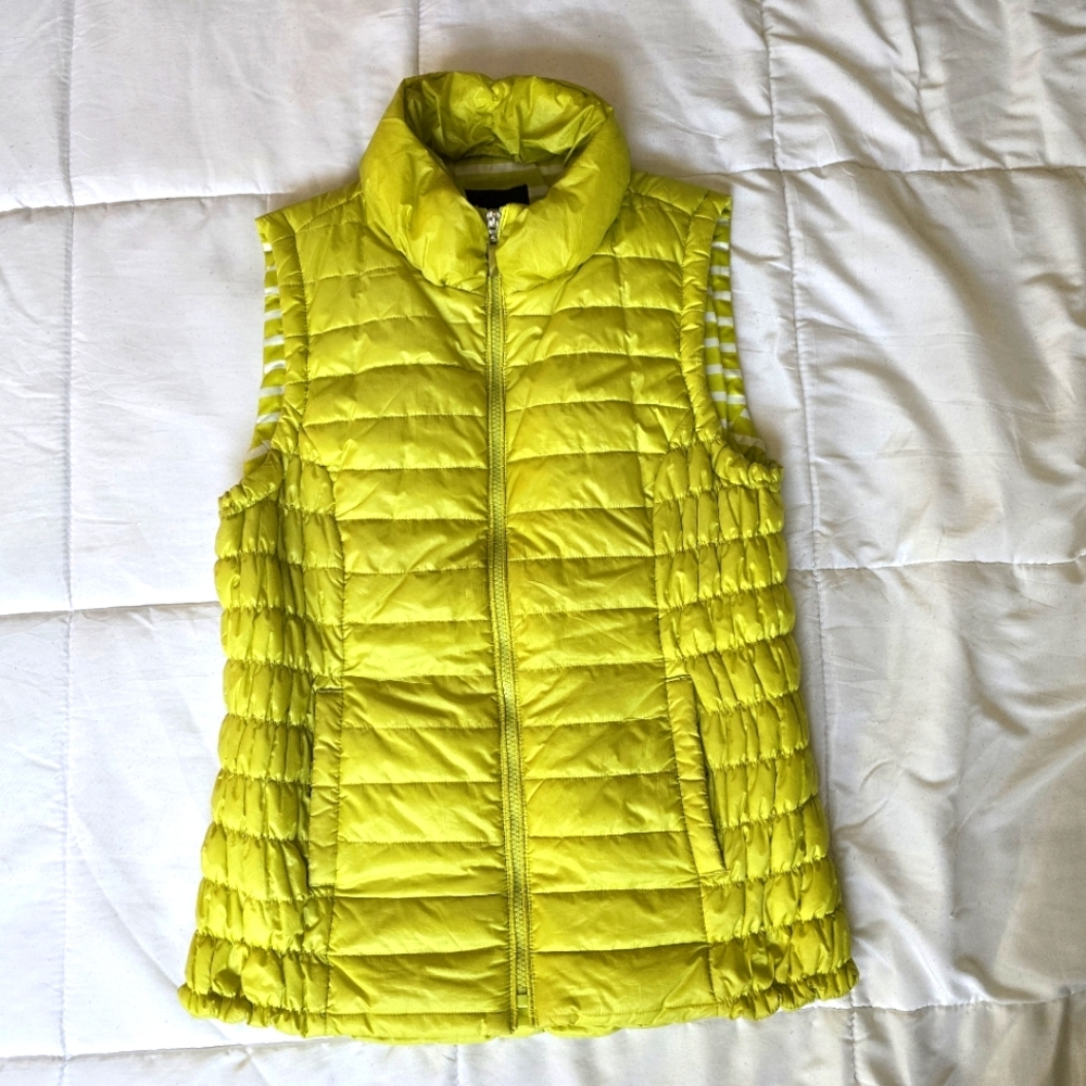 Tribal Puffy Vest Size Medium
